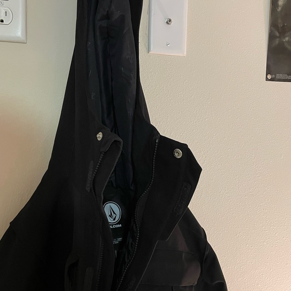 Volcom snowboarding jacket - Picture 4 of 5